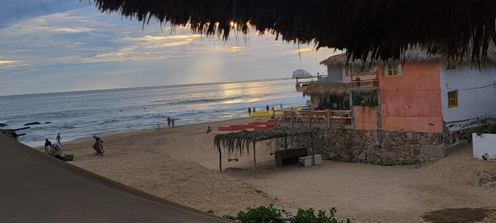 Restaurant Y Cabanas Chefy By Rotamundos Zipolite Exterior photo